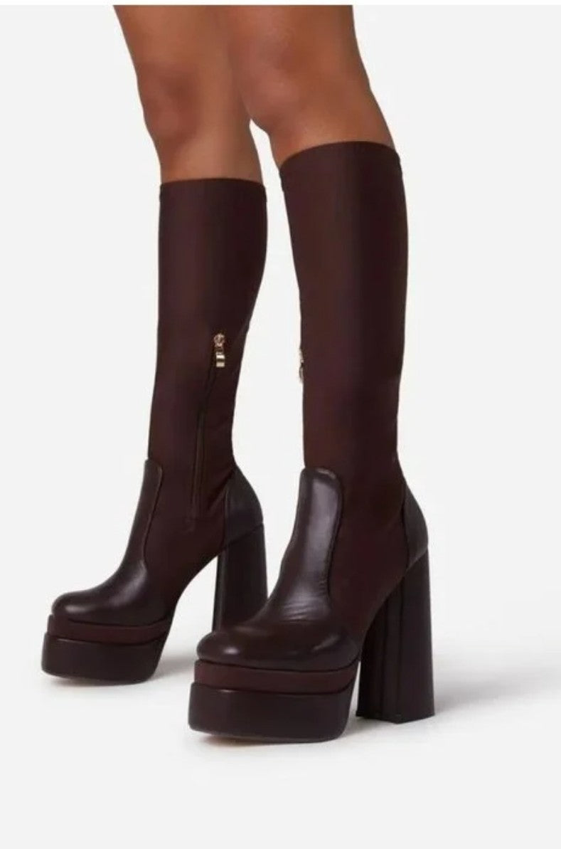 "Classic Walk" Calf Boots