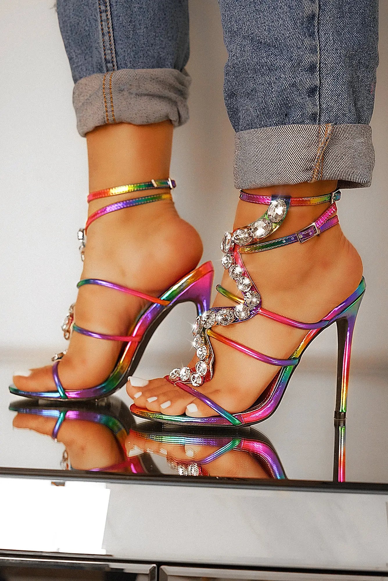 "Rainbow Snake" HeelRainbow heel with stones.
Skinny heel.
True to size.HeelsK Monae'sK Monae's"Rainbow Snake" Heel