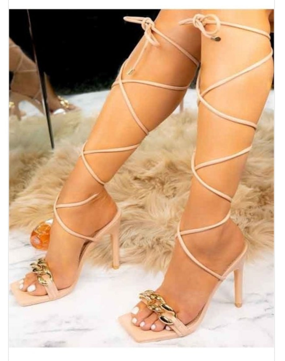 "Grown " HeelLace up heels with gold chain.
Square toe. 
Fits true to size.HeelsK Monae'sK Monae's"Grown " Heel