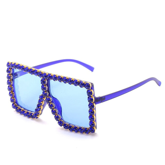 "His Girl" Oversized SunglassesOversized glasses with diamonds around.
Fit all.
True to size.sunglassesK Monae'sK Monae'sGirl" Oversized Sunglasses