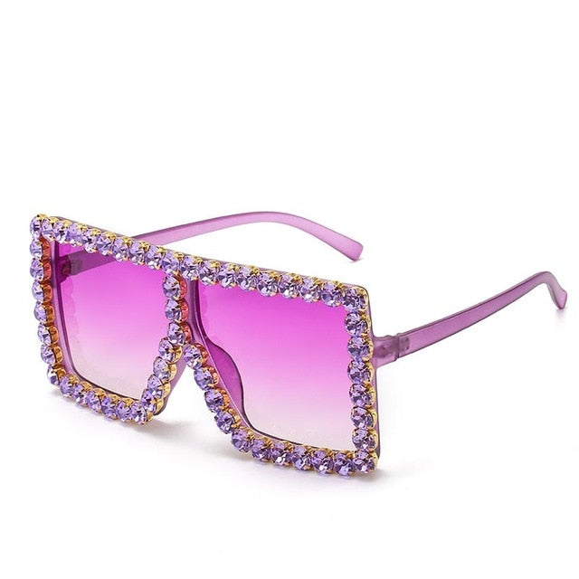 "His Girl" Oversized SunglassesOversized glasses with diamonds around.
Fit all.
True to size.sunglassesK Monae'sK Monae'sGirl" Oversized Sunglasses